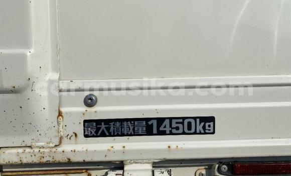 Tenga Tsaru Toyota TownAce Chena Mota in Beitbridge in Matabeleland South Tenga Tsaru Toyota TownAce Chena Mota in Beitbridge in Matabeleland South