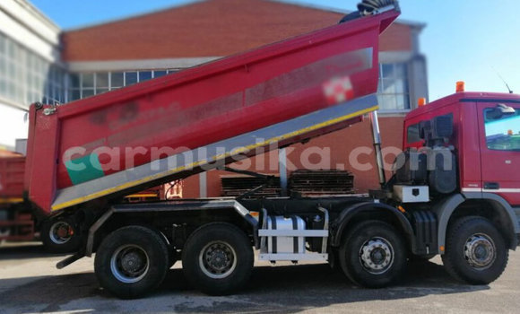 Buy Used Mercedes‒Benz Tipper Red Truck in Beitbridge in Matabeleland South Buy Used Mercedes‒Benz Tipper Red Truck in Beitbridge in Matabeleland South