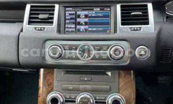 Tenga Tsaru Land Rover Range Rover Nhema Mota in Beitbridge in Matabeleland South Tenga Tsaru Land Rover Range Rover Nhema Mota in Beitbridge in Matabeleland South