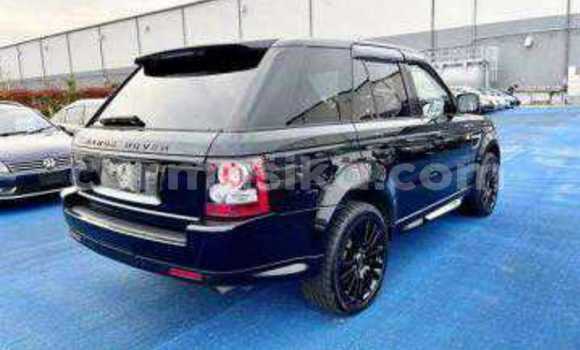 Tenga Tsaru Land Rover Range Rover Nhema Mota in Beitbridge in Matabeleland South Tenga Tsaru Land Rover Range Rover Nhema Mota in Beitbridge in Matabeleland South