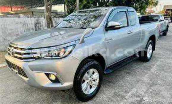 Tenga Tsaru Toyota Hiluxe Revo Sirivha Mota in Beitbridge in Matabeleland South