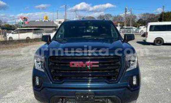 Nunua Ilio tumika GMC Sierra Kijani Gari ndani ya Beitbridge nchini Matabeleland Kusini