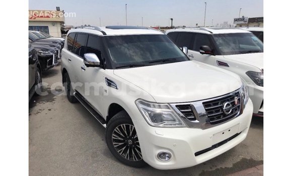 Buy Import Nissan Patrol White Car in Import - Dubai in Harare Buy Import Nissan Patrol White Car in Import - Dubai in Harare