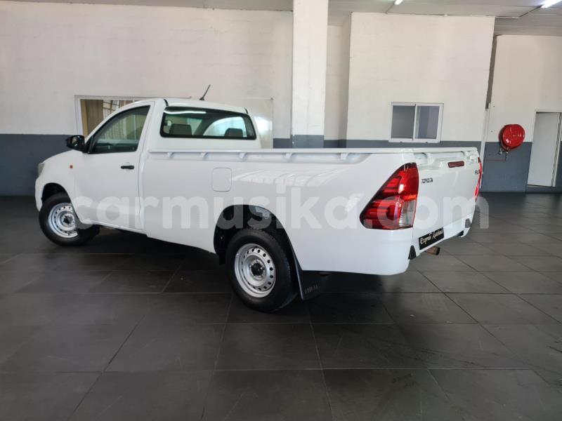 Big with watermark toyota hilux matabeleland south beitbridge 29034