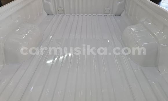 Tenga Tsaru Toyota Hilux Chena Mota in Beitbridge in Matabeleland South Tenga Tsaru Toyota Hilux Chena Mota in Beitbridge in Matabeleland South