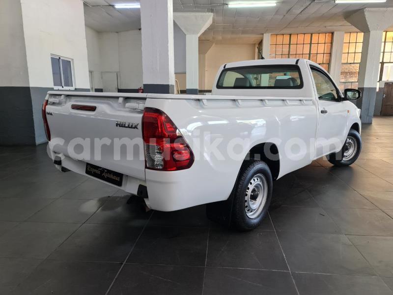 Big with watermark toyota hilux matabeleland south beitbridge 29034