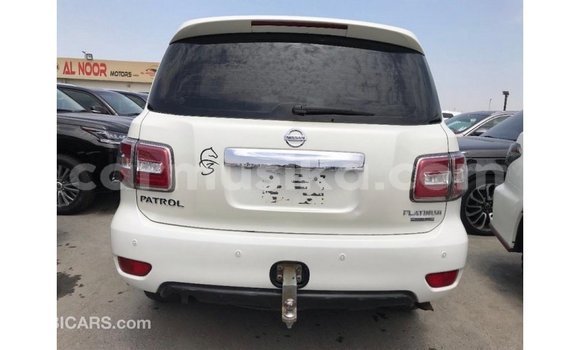 Buy Import Nissan Patrol White Car in Import - Dubai in Harare Buy Import Nissan Patrol White Car in Import - Dubai in Harare