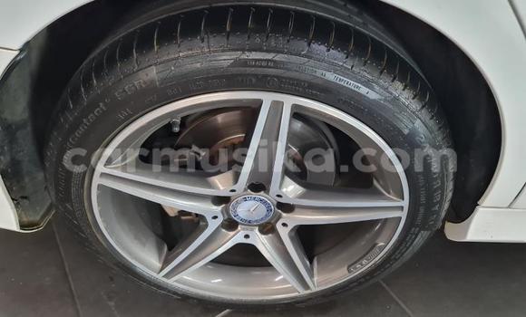 Acheter Occasion Voiture Mercedes-Benz C-Classe Blanc à Beitbridge, Matabeleland South Acheter Occasion Voiture Mercedes-Benz C-Classe Blanc à Beitbridge, Matabeleland South