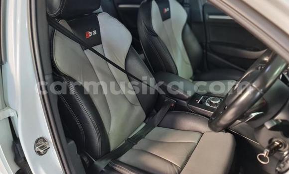 Acheter Occasion Voiture Audi RS6 Blanc à Beitbridge, Matabeleland South Acheter Occasion Voiture Audi RS6 Blanc à Beitbridge, Matabeleland South