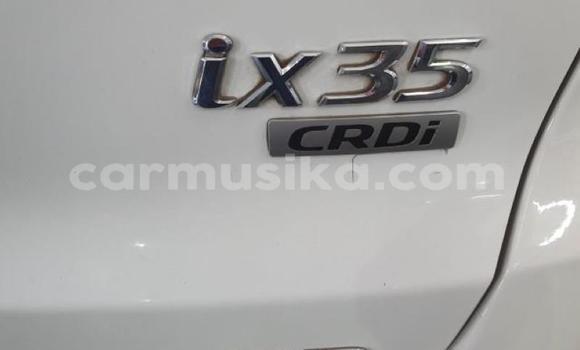 Acheter Occasion Voiture Hyundai H1 Blanc à Beitbridge, Matabeleland South Acheter Occasion Voiture Hyundai H1 Blanc à Beitbridge, Matabeleland South