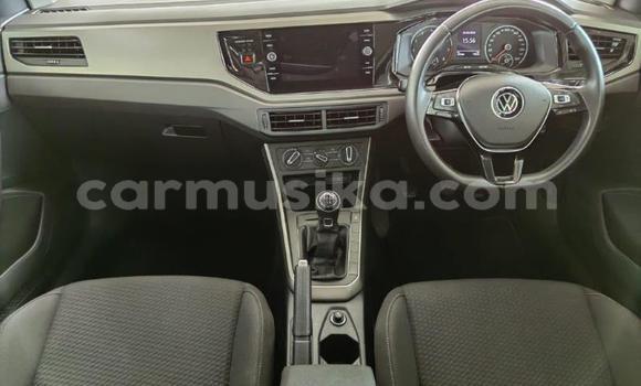 Tenga Tsaru Volkswagen Polo Tsvuku Mota in Beitbridge in Matabeleland South Tenga Tsaru Volkswagen Polo Tsvuku Mota in Beitbridge in Matabeleland South