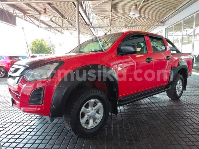 Big with watermark isuzu d max matabeleland south beitbridge 29048