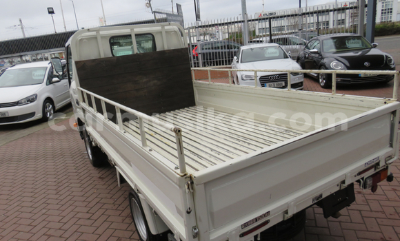 Acheter Occasion Utilitaire Toyota Dyna Blanc à Beitbridge, Matabeleland South Acheter Occasion Utilitaire Toyota Dyna Blanc à Beitbridge, Matabeleland South