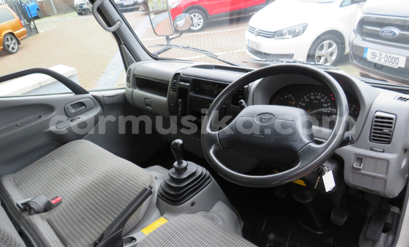 Acheter Occasion Utilitaire Toyota Dyna Blanc à Beitbridge, Matabeleland South Acheter Occasion Utilitaire Toyota Dyna Blanc à Beitbridge, Matabeleland South