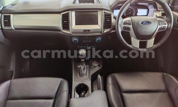 Tenga Tsaru Ford Everest Nhema Mota in Beitbridge in Matabeleland South Tenga Tsaru Ford Everest Nhema Mota in Beitbridge in Matabeleland South