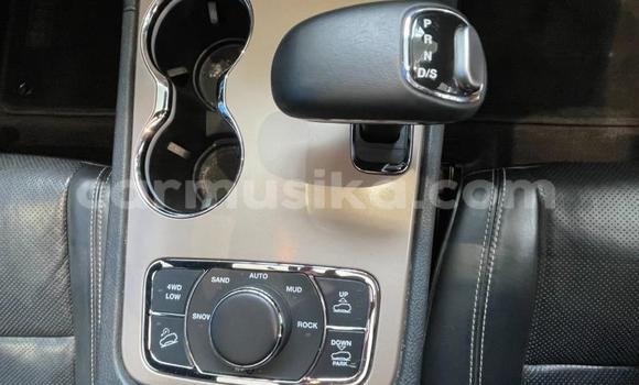 Tenga Tsaru Jeep Grand Cherokee Chena Mota in Beitbridge in Matabeleland South Tenga Tsaru Jeep Grand Cherokee Chena Mota in Beitbridge in Matabeleland South