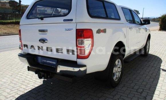 Acheter Occasion Voiture Ford Ranger Blanc à Beitbridge, Matabeleland South Acheter Occasion Voiture Ford Ranger Blanc à Beitbridge, Matabeleland South