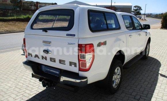 Acheter Occasion Voiture Ford Ranger Blanc à Beitbridge, Matabeleland South Acheter Occasion Voiture Ford Ranger Blanc à Beitbridge, Matabeleland South