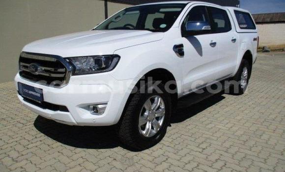 Acheter Occasion Voiture Ford Ranger Blanc à Beitbridge, Matabeleland South Acheter Occasion Voiture Ford Ranger Blanc à Beitbridge, Matabeleland South
