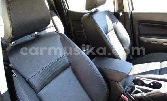 Acheter Occasion Voiture Ford Ranger Blanc à Beitbridge, Matabeleland South Acheter Occasion Voiture Ford Ranger Blanc à Beitbridge, Matabeleland South