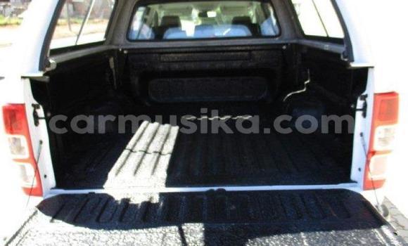 Acheter Occasion Voiture Ford Ranger Blanc à Beitbridge, Matabeleland South Acheter Occasion Voiture Ford Ranger Blanc à Beitbridge, Matabeleland South