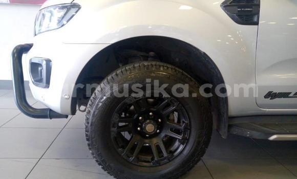 Tenga Tsaru Ford Ranger Sirivha Mota in Beitbridge in Matabeleland South Tenga Tsaru Ford Ranger Sirivha Mota in Beitbridge in Matabeleland South