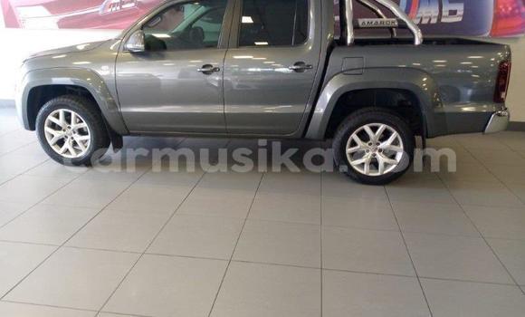 Nunua Ilio tumika Volkswagen Amarok Fedha Gari ndani ya Beitbridge nchini Matabeleland Kusini Nunua Ilio tumika Volkswagen Amarok Fedha Gari ndani ya Beitbridge nchini Matabeleland Kusini