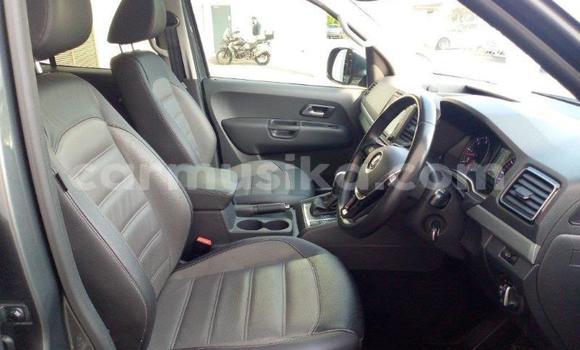 Nunua Ilio tumika Volkswagen Amarok Fedha Gari ndani ya Beitbridge nchini Matabeleland Kusini Nunua Ilio tumika Volkswagen Amarok Fedha Gari ndani ya Beitbridge nchini Matabeleland Kusini