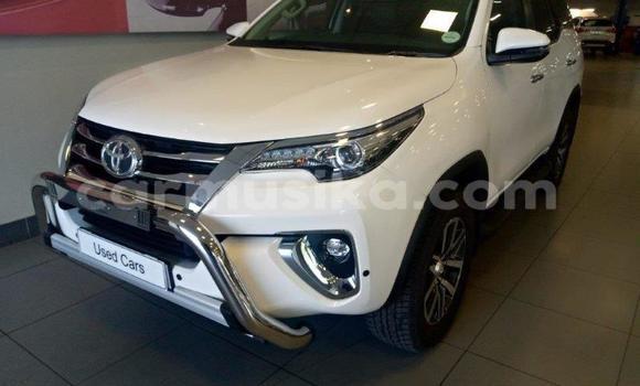 Tenga Tsaru Toyota Fortuner Chena Mota in Beitbridge in Matabeleland South Tenga Tsaru Toyota Fortuner Chena Mota in Beitbridge in Matabeleland South