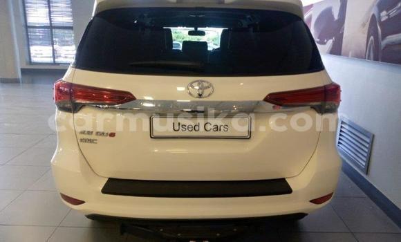 Tenga Tsaru Toyota Fortuner Chena Mota in Beitbridge in Matabeleland South Tenga Tsaru Toyota Fortuner Chena Mota in Beitbridge in Matabeleland South