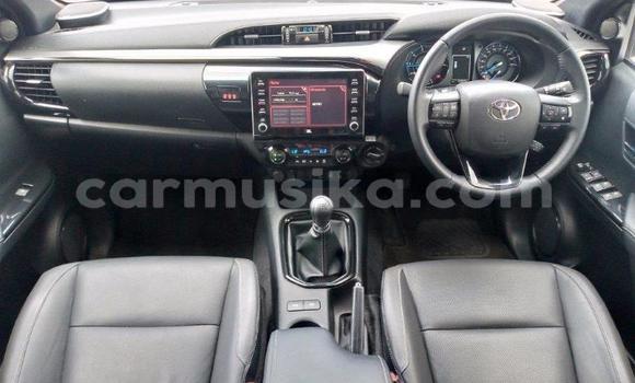 Acheter Occasion Voiture Toyota Hilux Bleu à Beitbridge, Matabeleland South Acheter Occasion Voiture Toyota Hilux Bleu à Beitbridge, Matabeleland South