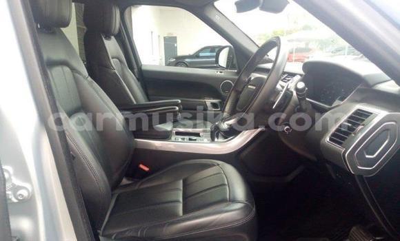 Acheter Occasion Voiture Land Rover Discovery Sport Gris à Beitbridge, Matabeleland South Acheter Occasion Voiture Land Rover Discovery Sport Gris à Beitbridge, Matabeleland South