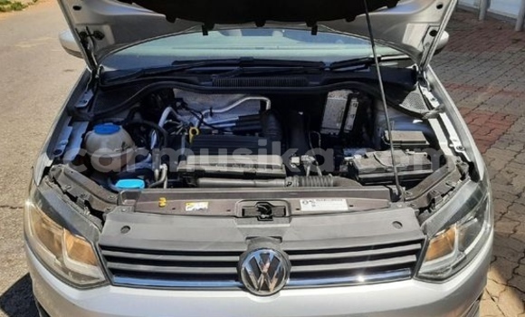 Acheter Occasion Voiture Volkswagen Polo Gris à Beitbridge, Matabeleland South Acheter Occasion Voiture Volkswagen Polo Gris à Beitbridge, Matabeleland South
