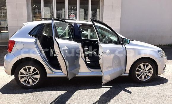 Acheter Occasion Voiture Volkswagen Polo Gris à Beitbridge, Matabeleland South Acheter Occasion Voiture Volkswagen Polo Gris à Beitbridge, Matabeleland South