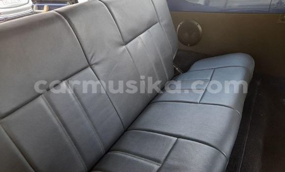 Buy Used Toyota Land Cruiser Blue Car in Beitbridge in Matabeleland South Buy Used Toyota Land Cruiser Blue Car in Beitbridge in Matabeleland South