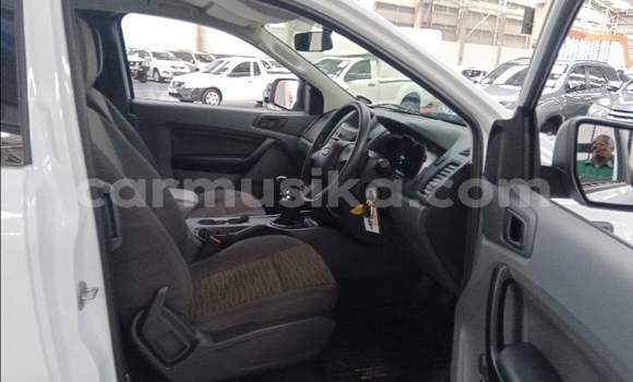 Buy Used Ford Ranger White Car in Beitbridge in Matabeleland South Buy Used Ford Ranger White Car in Beitbridge in Matabeleland South