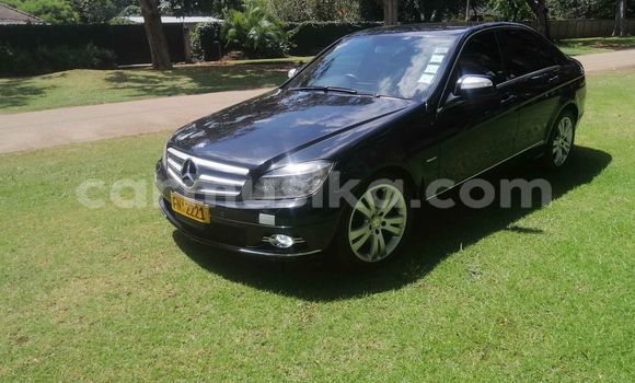 Tenga Tsaru Mercedes-Benz C-Classe Nhema Mota in Harare in Harare Tenga Tsaru Mercedes-Benz C-Classe Nhema Mota in Harare in Harare