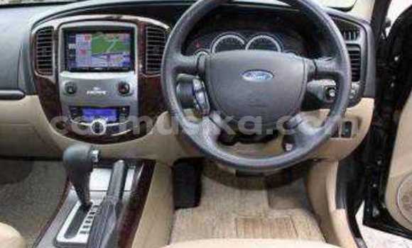 Acheter Occasion Voiture Ford Escape Noir à Beitbridge, Matabeleland South Acheter Occasion Voiture Ford Escape Noir à Beitbridge, Matabeleland South