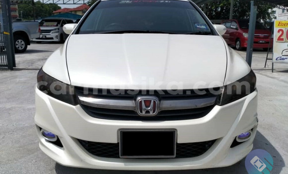 Nunua Ilio tumika Honda Stream Nyeupe Gari ndani ya Beitbridge nchini Matabeleland Kusini Nunua Ilio tumika Honda Stream Nyeupe Gari ndani ya Beitbridge nchini Matabeleland Kusini