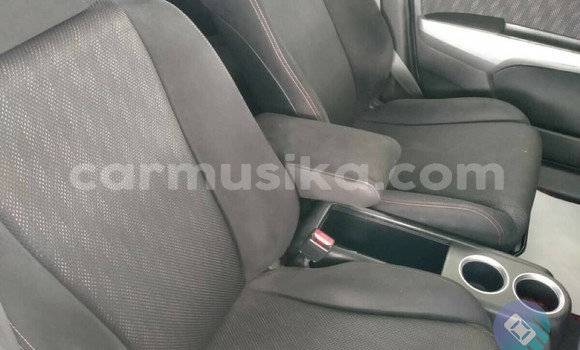 Acheter Occasion Voiture Honda Stream Blanc à Beitbridge, Matabeleland South Acheter Occasion Voiture Honda Stream Blanc à Beitbridge, Matabeleland South