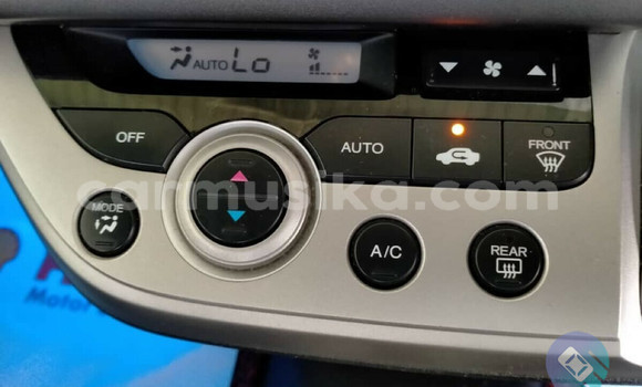 Acheter Occasion Voiture Honda Stream Blanc à Beitbridge, Matabeleland South Acheter Occasion Voiture Honda Stream Blanc à Beitbridge, Matabeleland South