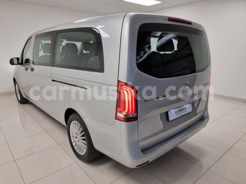 Big with watermark mercedes benz viano matabeleland south beitbridge 29124