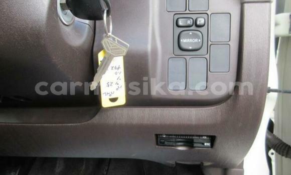 Nunua Ilio tumika Toyota Passo Nyeupe Gari ndani ya Beitbridge nchini Matabeleland Kusini Nunua Ilio tumika Toyota Passo Nyeupe Gari ndani ya Beitbridge nchini Matabeleland Kusini