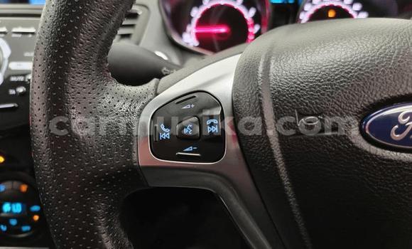 Nunua Ilio tumika Ford Fiesta ST Nyeupe Gari ndani ya Beitbridge nchini Matabeleland Kusini Nunua Ilio tumika Ford Fiesta ST Nyeupe Gari ndani ya Beitbridge nchini Matabeleland Kusini