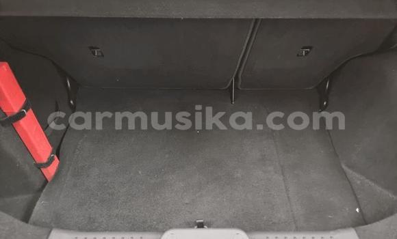 Nunua Ilio tumika Ford Fiesta ST Nyeupe Gari ndani ya Beitbridge nchini Matabeleland Kusini Nunua Ilio tumika Ford Fiesta ST Nyeupe Gari ndani ya Beitbridge nchini Matabeleland Kusini