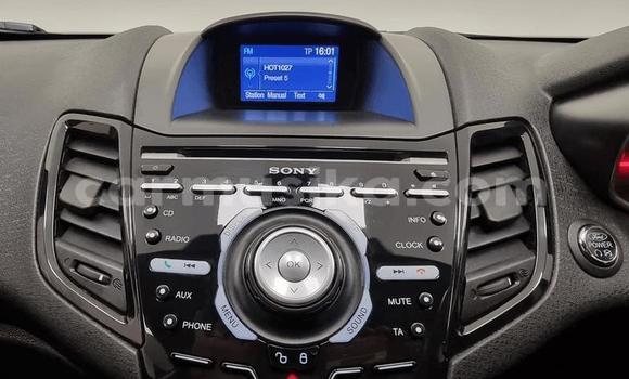 Nunua Ilio tumika Ford Fiesta ST Nyeupe Gari ndani ya Beitbridge nchini Matabeleland Kusini Nunua Ilio tumika Ford Fiesta ST Nyeupe Gari ndani ya Beitbridge nchini Matabeleland Kusini