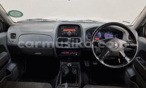 Nunua Ilio tumika Nissan Hardbody Nyeupe Gari ndani ya Beitbridge nchini Matabeleland Kusini Nunua Ilio tumika Nissan Hardbody Nyeupe Gari ndani ya Beitbridge nchini Matabeleland Kusini