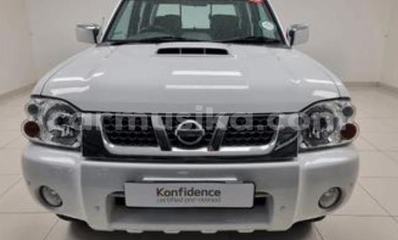 Nunua Ilio tumika Nissan Hardbody Nyeupe Gari ndani ya Beitbridge nchini Matabeleland Kusini Nunua Ilio tumika Nissan Hardbody Nyeupe Gari ndani ya Beitbridge nchini Matabeleland Kusini