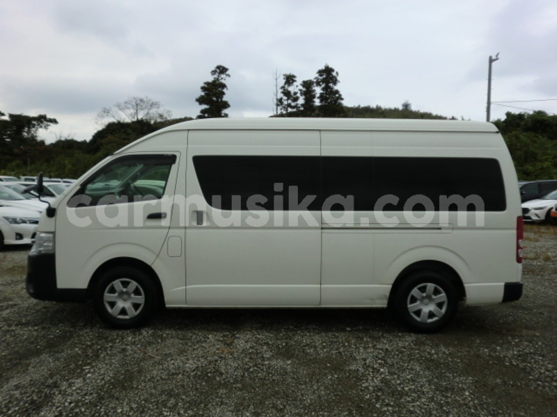 Big with watermark toyota hiace matabeleland south beitbridge 29132