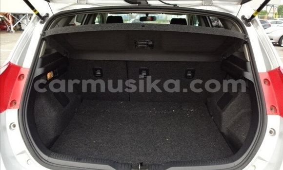 Acheter Occasion Voiture Toyota Auris Gris à Beitbridge, Matabeleland South Acheter Occasion Voiture Toyota Auris Gris à Beitbridge, Matabeleland South